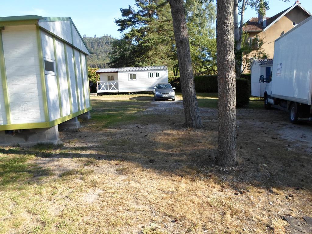 Camping Les Pinasses La Chapelle  Exterior photo